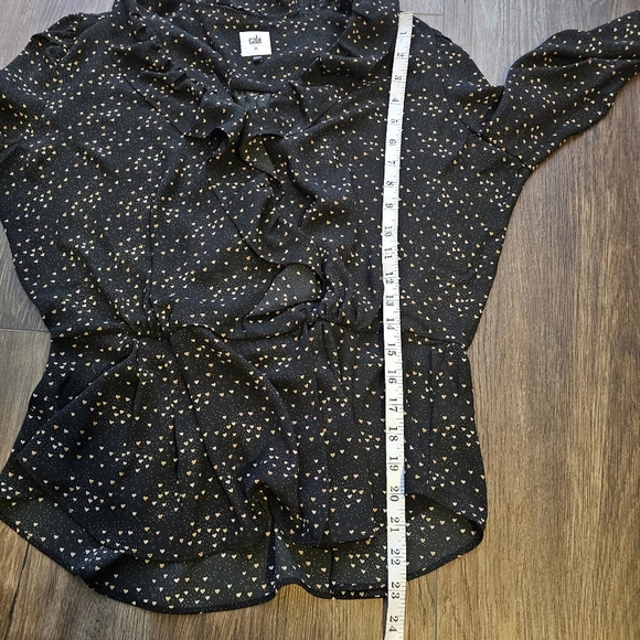 Cabi Womens Eros Blouse SZ M Wrap Multi Color Hearts Romantic Ruffles Valentines - Picture 14 of 16